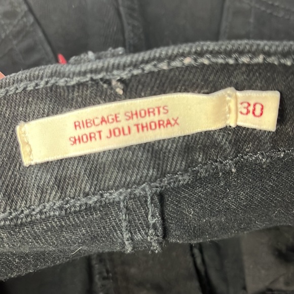 Levi’s Ribcage shorts - Picture 7 of 12